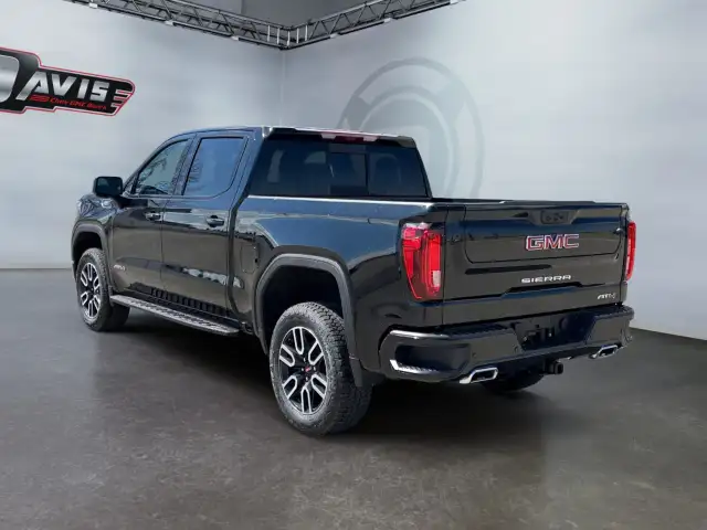 2026 GMC Sierra 1500 - Photo 7