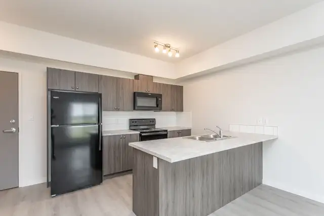 1 Bedroom Suite - $699 Security Deposit Promo - Photo 2