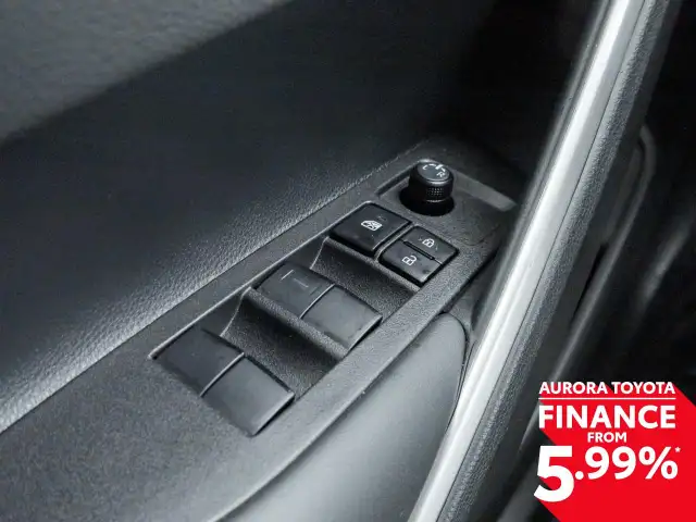 2026 Toyota Corolla Cross Hybrid XSE - Photo 15