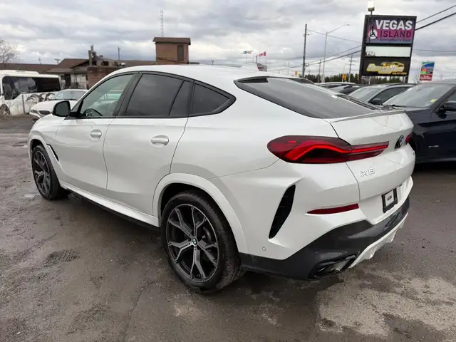 2021 BMW X6 xDrive40i - Photo 4