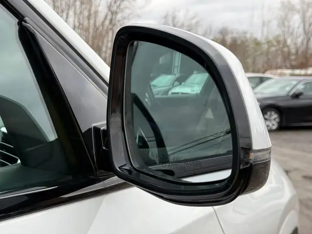 2021 BMW X6 xDrive40i - Photo 29