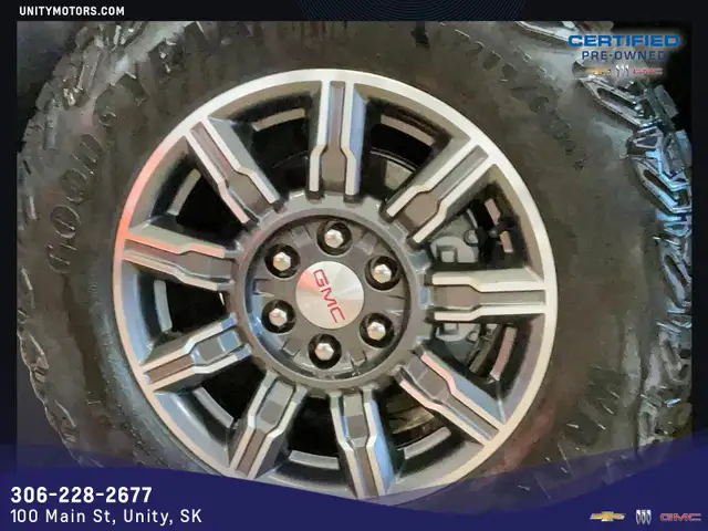 2024 GMC Sierra 1500 AT4 3.0L - Photo 17