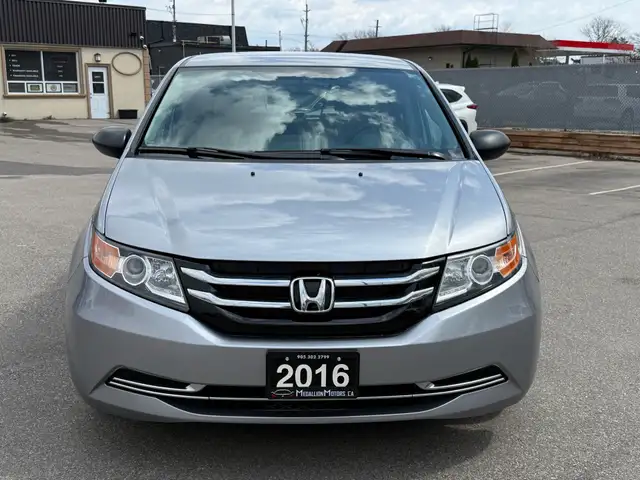 2016 Honda Odyssey 4dr Wgn SE |ACCIDENT FREE|8PASSENGERS|CERTIFI - Photo 2