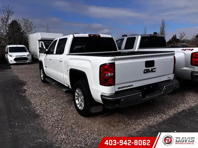 2018 GMC Sierra 1500 SLE - Photo 3