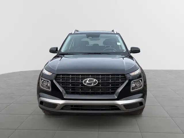 2023 Hyundai Venue Preferred Preferred | Heated Seats & Wheel... - Photo 3