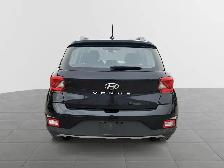2023 Hyundai Venue Preferred Preferred | Heated Seats & Wheel... - Photo 5