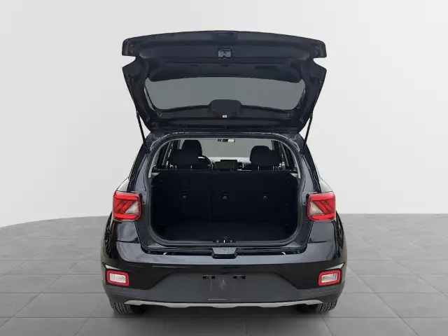 2023 Hyundai Venue Preferred Preferred | Heated Seats & Wheel... - Photo 8