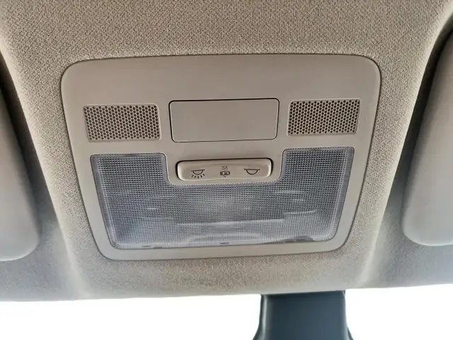 2023 Hyundai Venue Preferred Preferred | Heated Seats & Wheel... - Photo 19