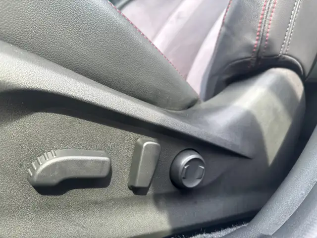 2023 Subaru WRX Sport-tech Automatic! Sport-Tech, Off Lease! - Photo 13