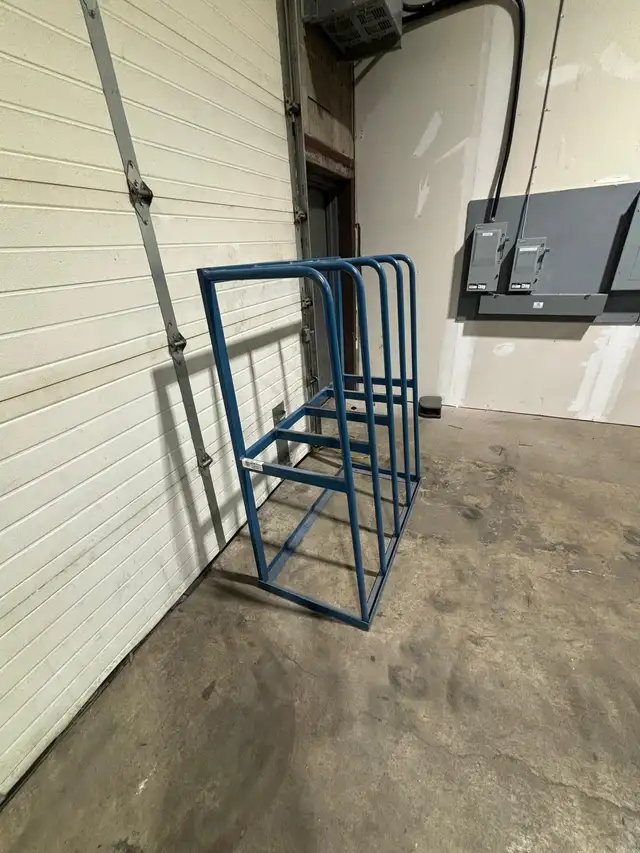USED Vertical Pipe Bar Lumber Railing Storage Rack - Photo 3