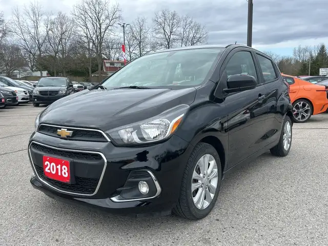 2018 Chevrolet Spark LT, AUTO, CLEAN CARFAX, BACK UP CAMERA! - Photo 3