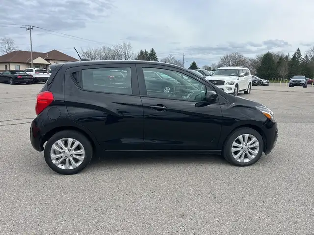 2018 Chevrolet Spark LT, AUTO, CLEAN CARFAX, BACK UP CAMERA! - Photo 8
