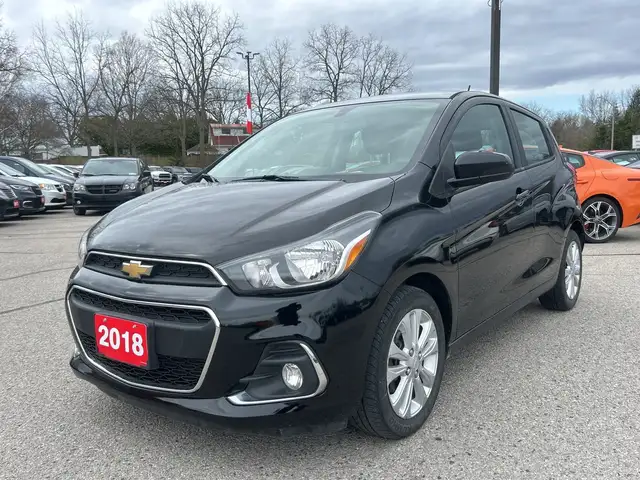 2018 Chevrolet Spark LT, AUTO, CLEAN CARFAX, BACK UP CAMERA! - Photo 11