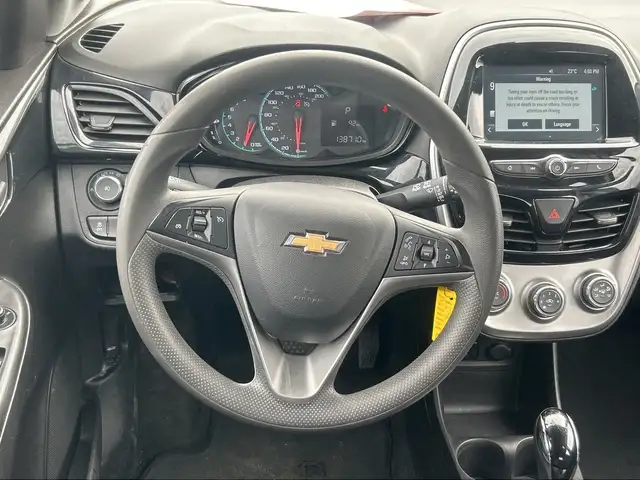 2018 Chevrolet Spark LT, AUTO, CLEAN CARFAX, BACK UP CAMERA! - Photo 13