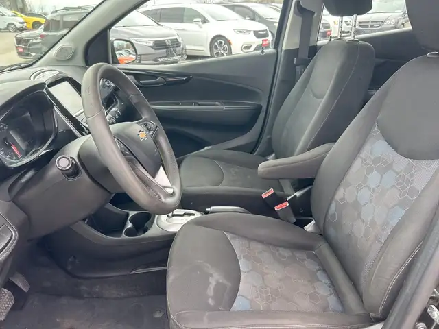 2018 Chevrolet Spark LT, AUTO, CLEAN CARFAX, BACK UP CAMERA! - Photo 15