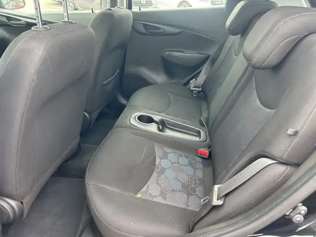 2018 Chevrolet Spark LT, AUTO, CLEAN CARFAX, BACK UP CAMERA! - Photo 21