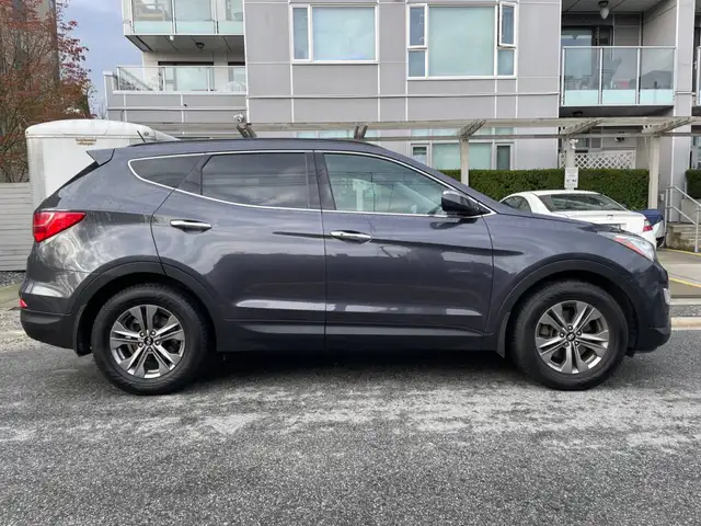 2015 Hyundai Santa Fe Sport All-wheel Drive 4dr 2.4L Luxury - Photo 4