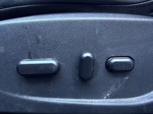 2018 Ford Escape SEL 4dr 4x4 Automatic - Photo 15