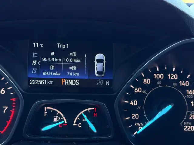 2018 Ford Escape SEL 4dr 4x4 Automatic - Photo 20