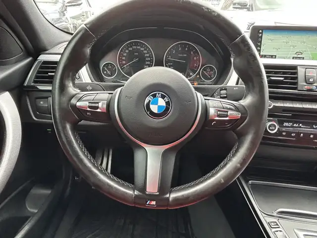 2018 BMW 3-Series 330i xDRIVE M-SPORT PKG AWD SEDAN/NAVI/BACK-UP - Photo 26