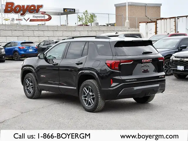 2026 GMC Terrain - Photo 4