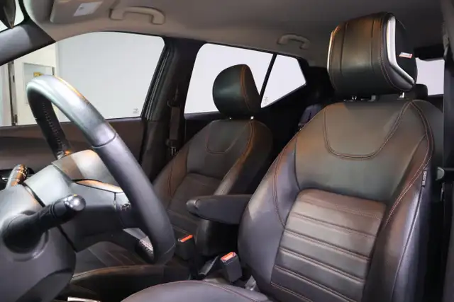 2020 Nissan Kicks SR | ONE OWNER | CLEAN CARFAX - Photo 14