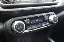 2020 Nissan Kicks SR | ONE OWNER | CLEAN CARFAX - Photo 18