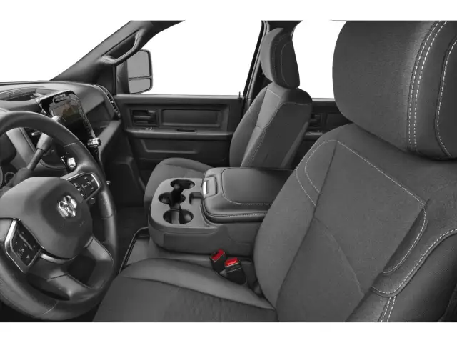 2026 RAM 3500 Big Horn - Photo 6