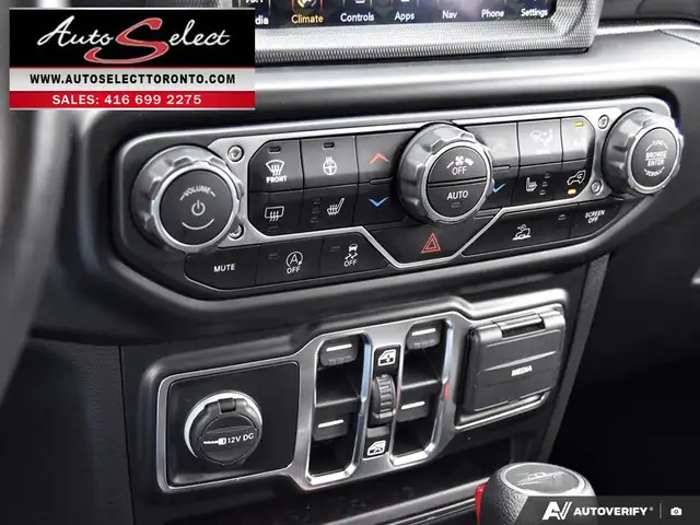 2022 Jeep Gladiator Sport 4x4 - Altitude Pkg - Clean Carfax -... - Photo 26