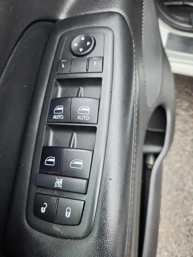 Jeep Grand Cherokee Altitude 2019 ALTITUDE PNEUS NEUFS NAVIGATIO - Photo 17