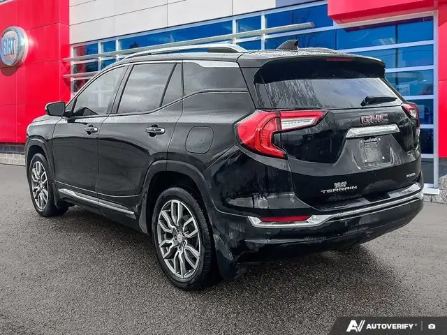 2024 GMC Terrain Denali | Leather | Sunroof | Navigation - Photo 4