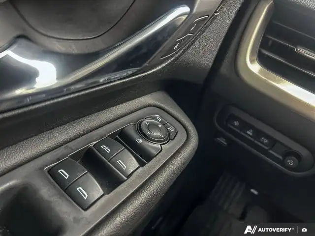 2024 GMC Terrain Denali | Leather | Sunroof | Navigation - Photo 23