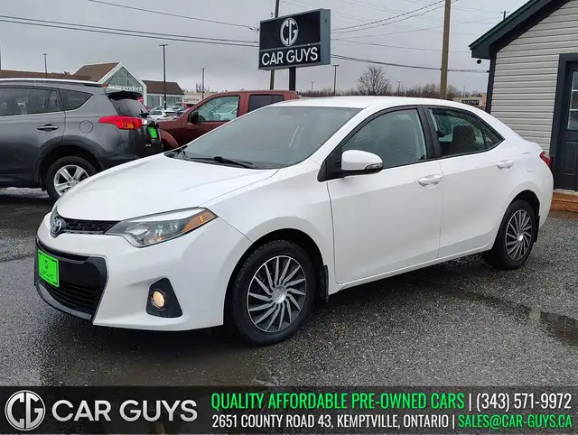 2014 Toyota Corolla - Photo 2