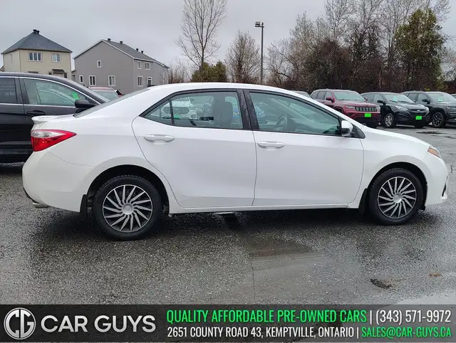 2014 Toyota Corolla - Photo 5