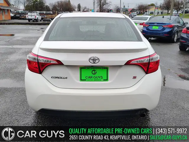 2014 Toyota Corolla - Photo 7