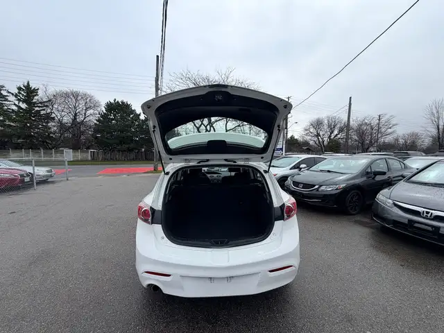 2012 Mazda 3 Sedan i-TOURING 116KM CERTIFIED-WARRANTY - Photo 7