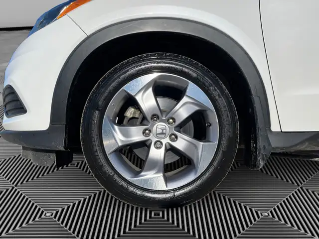 2019 Honda HR-V LX | AWD | ONE-OWNER | BACK-UP CAM | CAR-PLAY | - Photo 9