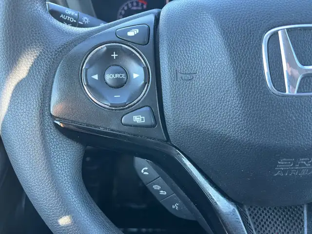 2019 Honda HR-V LX | AWD | ONE-OWNER | BACK-UP CAM | CAR-PLAY | - Photo 16