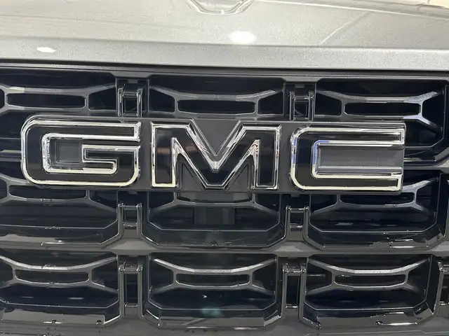 2026 GMC Canyon Elevation - Photo 8
