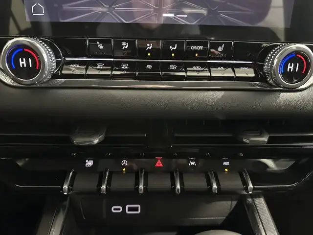 2026 GMC Canyon Elevation - Photo 24