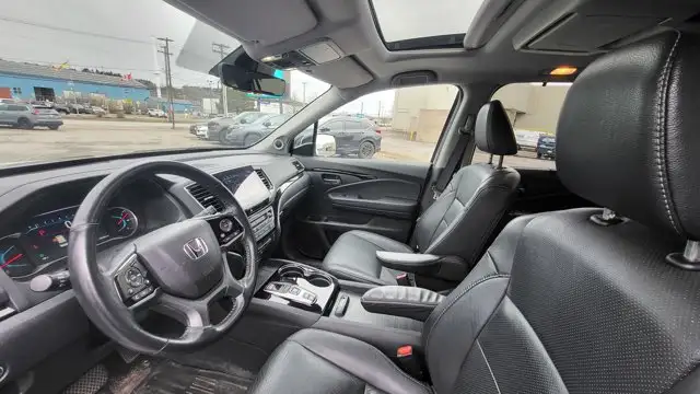 2021 Honda Pilot Touring 7-Passenger - Photo 12