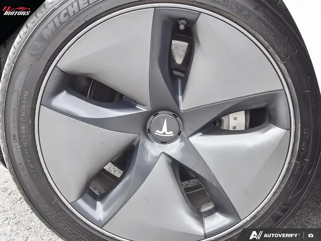2020 Tesla Model 3 Standard Range Plus | ONE OWNER | CERTIFIED - Photo 6