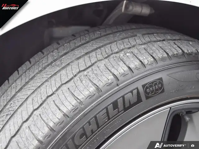 2020 Tesla Model 3 Standard Range Plus | ONE OWNER | CERTIFIED - Photo 7