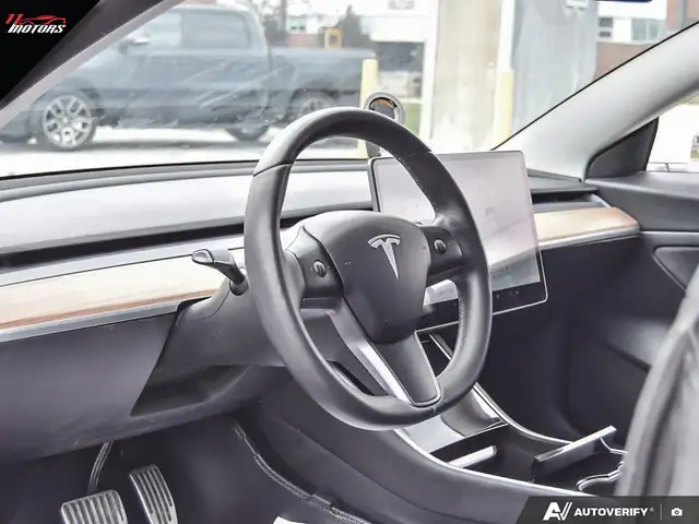 2020 Tesla Model 3 Standard Range Plus | ONE OWNER | CERTIFIED - Photo 13