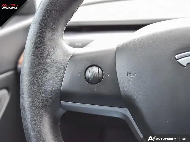 2020 Tesla Model 3 Standard Range Plus | ONE OWNER | CERTIFIED - Photo 18