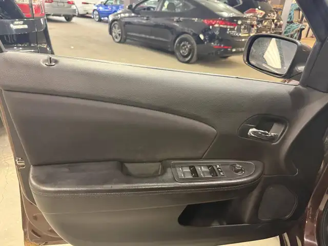 2012 Chrysler 200 4dr Sdn LX, 11 SERVICE RECORDS - Photo 15