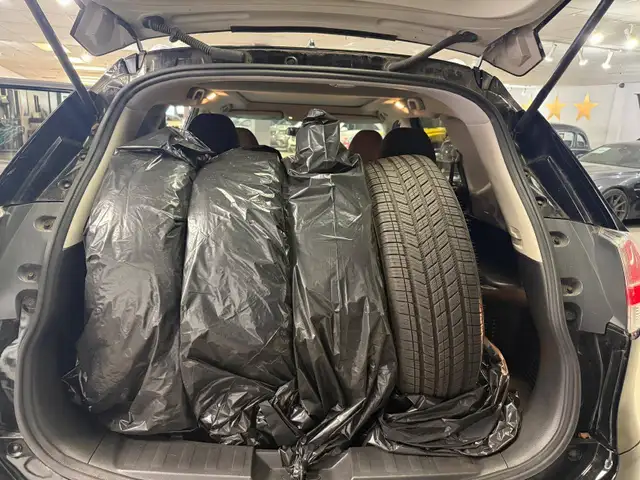 2015 Nissan Rogue AWD 4dr S, 19 DEALER SERVICE RECORDS - Photo 6