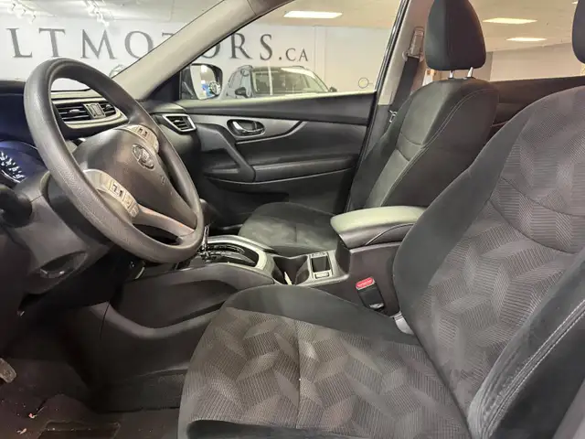 2015 Nissan Rogue AWD 4dr S, 19 DEALER SERVICE RECORDS - Photo 10