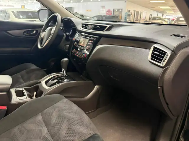 2015 Nissan Rogue AWD 4dr S, 19 DEALER SERVICE RECORDS - Photo 16