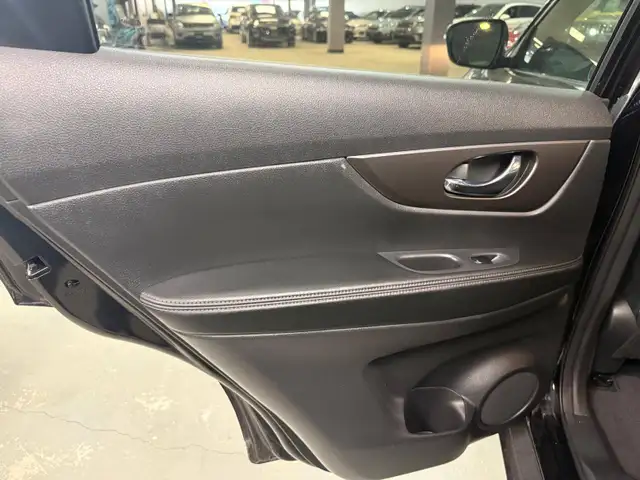 2015 Nissan Rogue AWD 4dr S, 19 DEALER SERVICE RECORDS - Photo 19